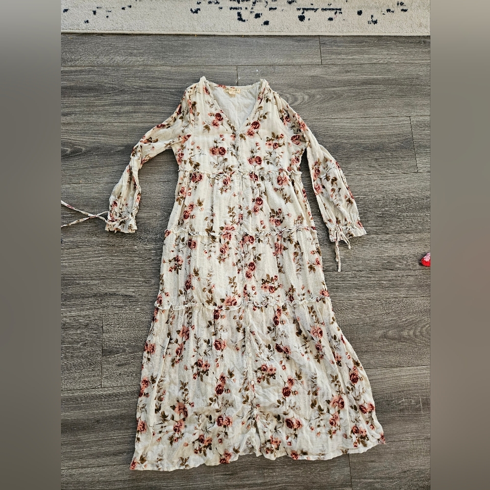 Floral Maxi Dress with Long Sleeves